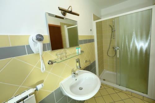 Bed & Breakfast Sobe Grabar