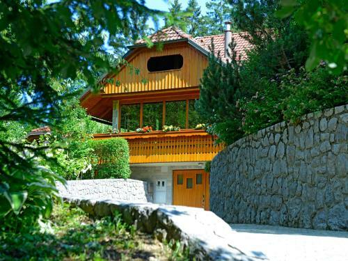 Carpenters Dream House