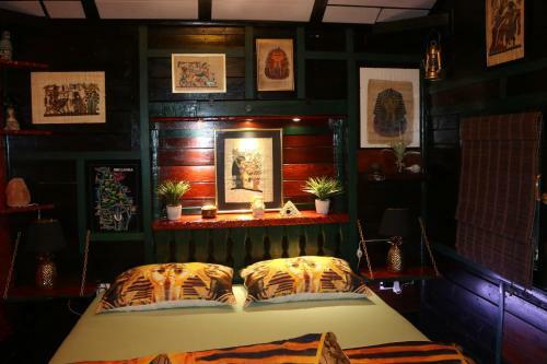 Frenk Cottage 5 Km From The Airport