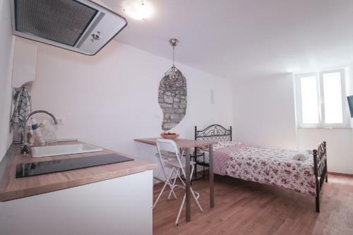 Apartments Pia