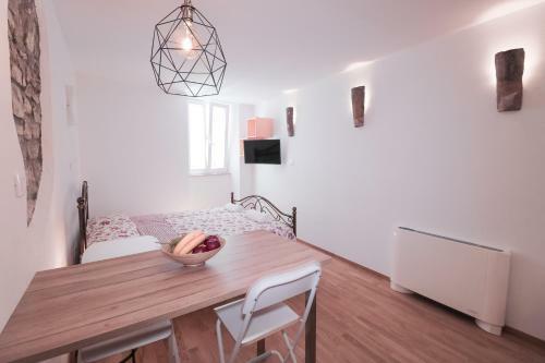 Apartments Pia