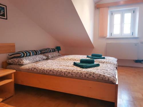 Hostal Apartments Prima Z