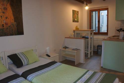 Apartments Jago