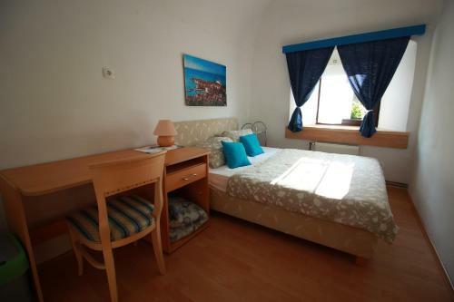 Hostal Guesthouse Veles