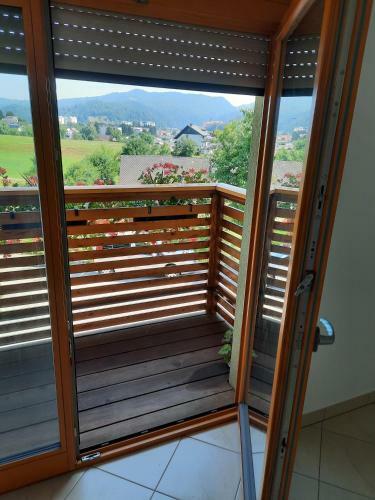 Apartma ?mid