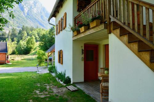 Rustic Apartment Petra