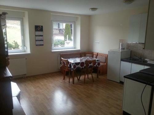 Apartamento Tomdva Ravne