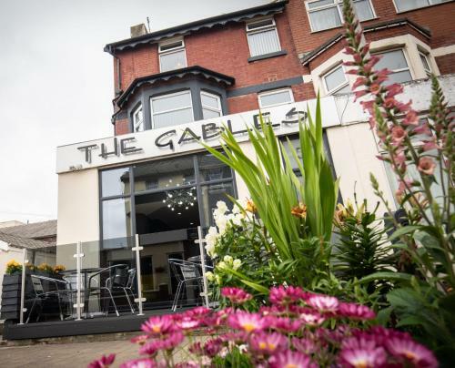 Hostal The Gables Hotel