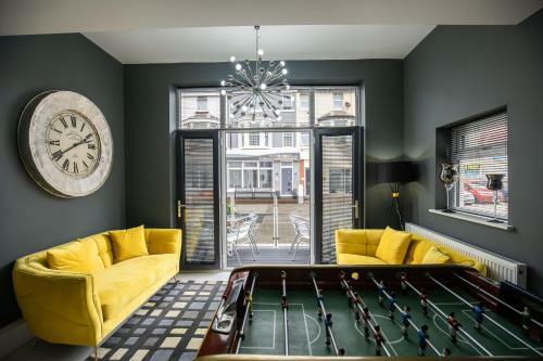 Hostal The Gables Hotel