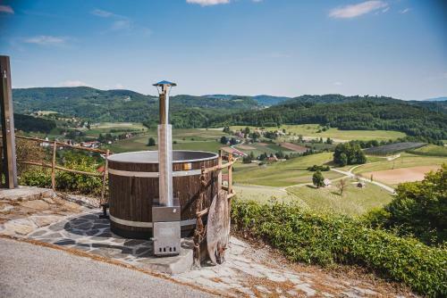 Authentic Countryside Villa With Hot Tub