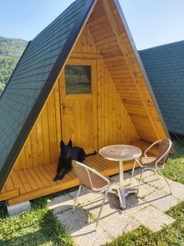 Glamping Hi?ke Petrin
