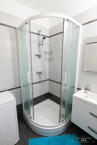 Emerald Soca Apartment