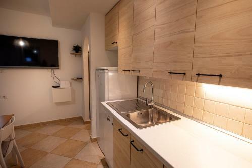 Apartma Categorical