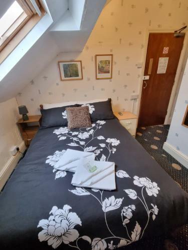 The Glen Stuart Hotel