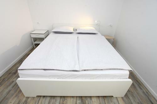 Uptown Apartments With Sea View Zaki