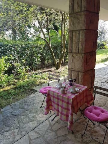 Spacious Apartment, Sea View, Free Parking