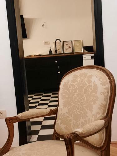 Zia Pina Apartma Antique & Amore