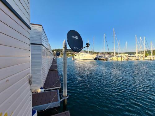 Marina Seahouse Brina
