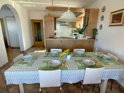 Sea View Istrian Countryside Apartment - Rota
