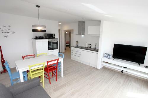 Sea View Istrian Countryside Apartment - Rota