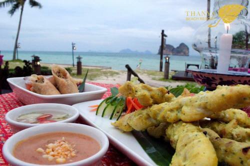 Hotel Thanya Beach Resort