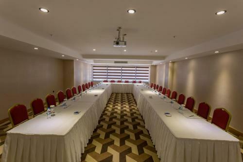 Hotel Shimall Deluxe