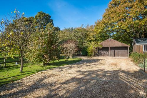 Bed & Breakfast Thatched Cottage