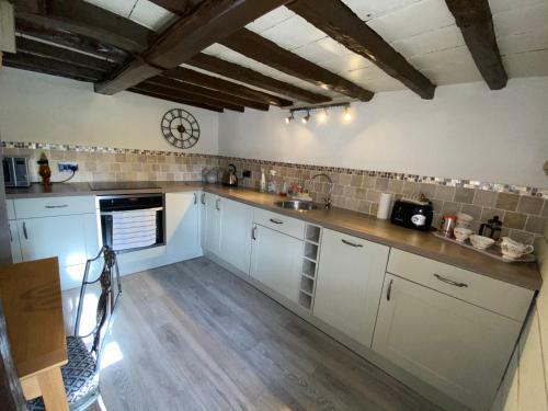 Thatch Cottage, East Boldre Nr Beaulieu And Lymington