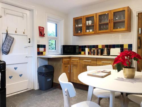 Summer Breeze. 3-bed Apartment Close To The Beach