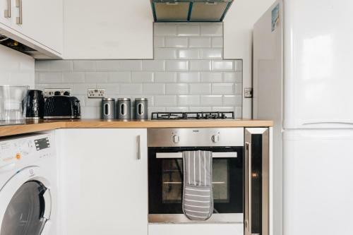 Apartamento Holiday Home Near Train Station