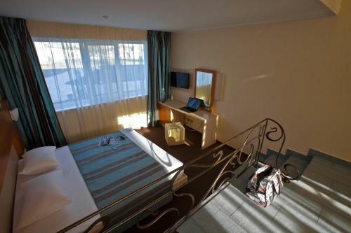 Elizium Park Hotel