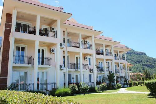 Pinara Apartment