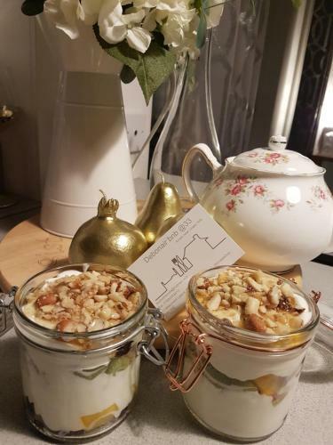 Bed & Breakfast Debonair Bnb @33