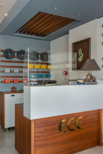 Hotel Ece Marina Suit