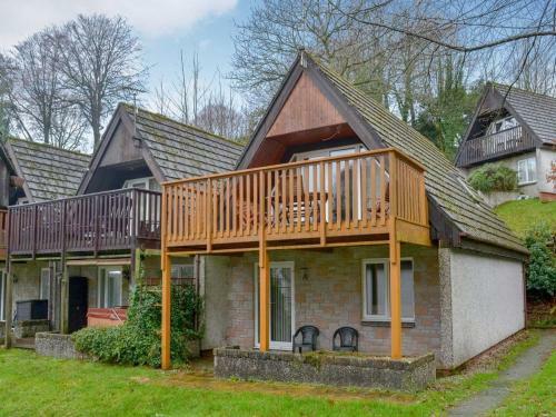 Valley Lodge