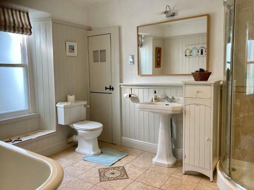 Stones Throw Cottage