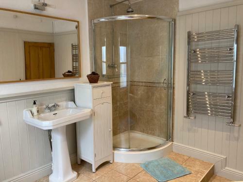 Stones Throw Cottage