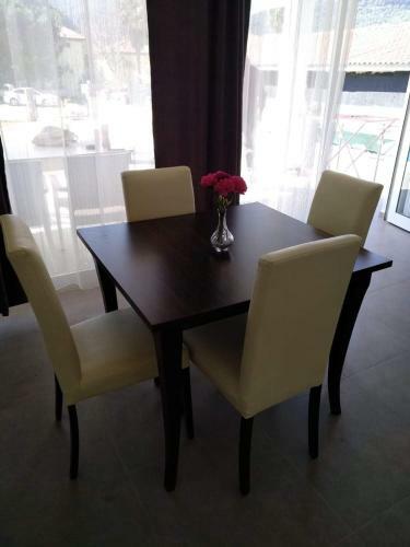 Paddys Apartments, Hisar�n�
