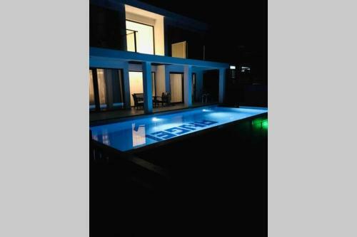 Villa Rosy Sunset