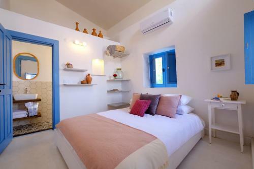 Hostal The Pebble Room - Blue House, Fethiye
