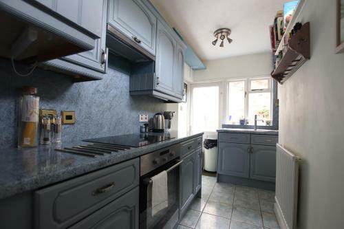 Apartamento Charming & Spacious Georgian Garden Flat