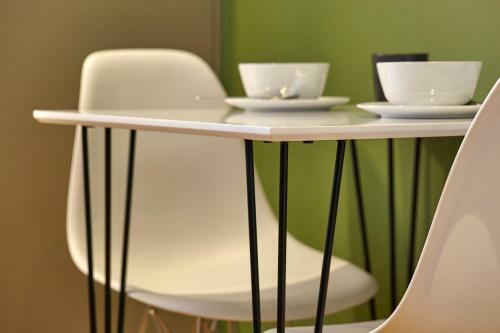 Kenham Place - Your Apartment