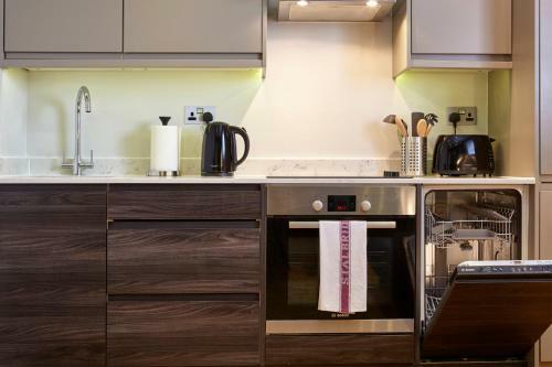 Kenham Place - Your Apartment