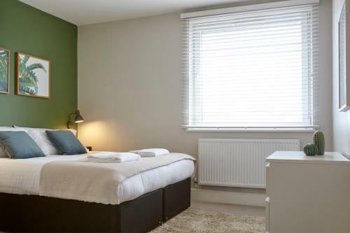 Kenham Place - Your Apartment