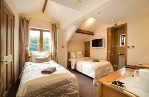 Hostal Acorns Old Farm
