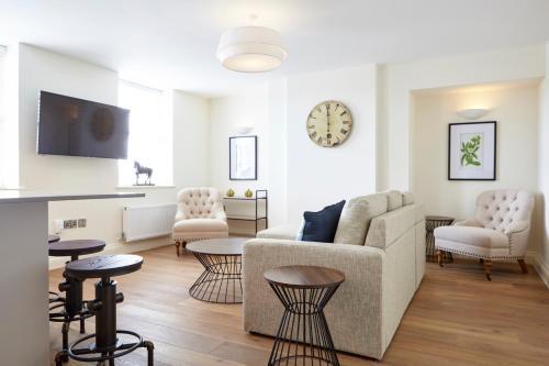 Redcliffe Parade - Your Apartment