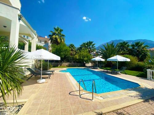 Villa Daisy Oludeniz - 7 Bedroom - 14 People
