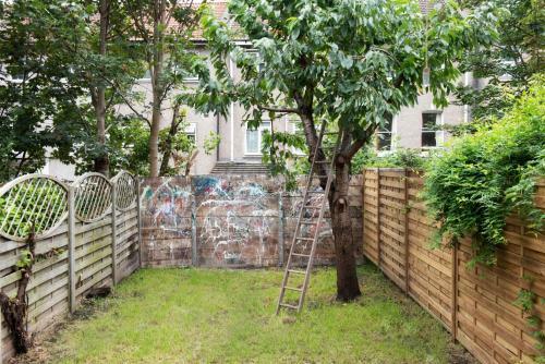 Hostal 144 Lower Cheltenham Place