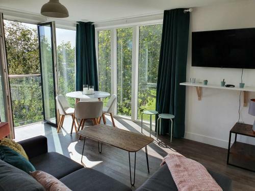 Cooperage Court By Cliftonvalley Apartments