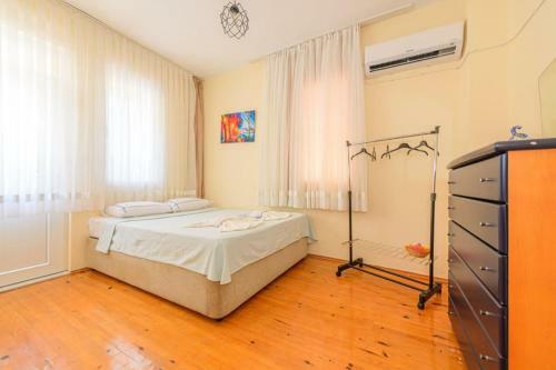 Lovely Villa With Central Location In Fethiye